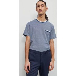 T-shirt z dzianiny pika - Granatowy. Niebieskie t-shirty męskie Reserved, s, bez wzorów, z dzianiny, bez kołnierzyka. W wyprzedaży za 39,99 zł.