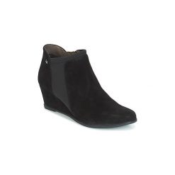 Botki Stonefly EMILY II 5 GOAT SUEDE. Czarne botki damskie Stonefly. Za 476,10 zł.
