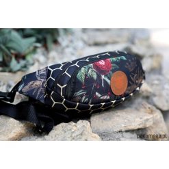 VEGAN SNOUT - nerka - fly. Nerki damskie Pakamera, z materiału. Za 95,00 zł.