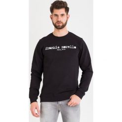 BLUZA frankie morello. Bluzy męskie Frankie Morello, m, bez wzorów, bez kołnierzyka, bez rękawów, bez kaptura. W wyprzedaży za 563,40 zł.