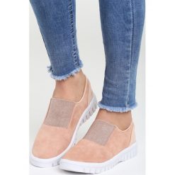 Różowe Slip On Miokki. Czerwone tenisówki damskie Born2be, ze skóry. Za 49,99 zł.