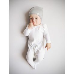 Czapka BAMBOO GRAY 80. Szare czapeczki niemowlęce NANAF ORGANIC, bez wzorów. Za 24,99 zł.