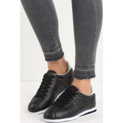 Buty sportowe damskie: Czarne Buty Sportowe Score
