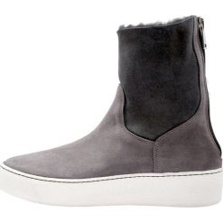 MA&LO Botki softy gris. Szare botki damskie skórzane marki MA&LO. W wyprzedaży za 589,50 zł.