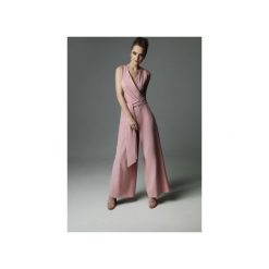 Kombinezon Blade Babe - dirty pink. Różowe kombinezony damskie marki Madnezz, s, w paski, z elastanu, eleganckie, bez kołnierzyka, bez rękawów. Za 359,00 zł.