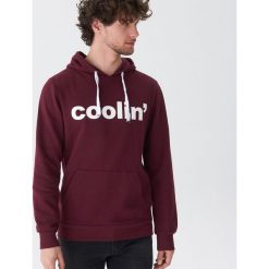 Bluza z napisem - Bordowy. Czerwone bejsbolówki męskie House, l, z napisami. Za 79,99 zł.