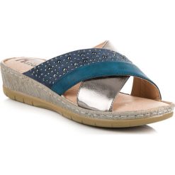 Casualowe klapki TALIA. Czarne crocsy damskie marki KYLIE, z jeansu. Za 89,99 zł.
