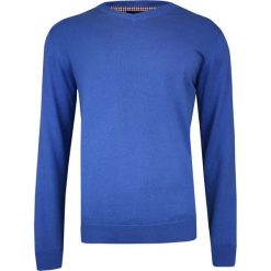 Niebieski Sweter w Serek (V-neck) -Adriano Guinari- Klasyczny, Męski, Chabrowy, Błękitny SWADGAW19federalblue. Niebieskie swetry męskie Adriano Guinari, m, bez wzorów, z bawełny, eleganckie, z dekoltem w serek, bez kaptura. Za 99,00 zł.