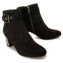 TAMARIS 25037-25 001 black, botki damskie. Czarne botki damskie Tamaris, z polaru, bez obcasa, na zamek. Za 269,90 zł.