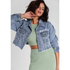 Jasnoniebieska Kurtka Reynolds. Niebieskie kurtki damskie Renee, s, bez wzorów, z jeansu, bez kaptura. Za 139,99 zł.
