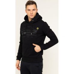 Bluza Superdry VL Tonal Tape M2000138A. Czarne bluzy męskie Superdry, m, bez wzorów, z bawełny, bez kołnierzyka, bez rękawów, bez kaptura. Za 339,00 zł.