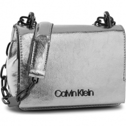 Torebka CALVIN KLEIN - Ck Candy Small Cross K60K604394 904. Szare torebki klasyczne damskie Calvin Klein, ze skóry ekologicznej. Za 549,00 zł.