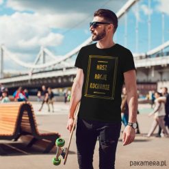 Masz rację koszulka męska czarna tshirt męski. Czarne koszulki męskie Pakamera, m, bez wzorów, z bawełny, bez kołnierzyka, z krótkim rękawem, krótkie. Za 85,00 zł.