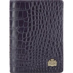 Etui na dokumenty. Czerwone etui damskie Wittchen, ze skóry. W wyprzedaży za 159,90 zł.