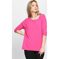 Fuksjowa Bluzka Unusual Back. Różowe bluzki damskie Born2be, s, bez wzorów, z okrągłym kołnierzem, bez rękawów. Za 54,99 zł.