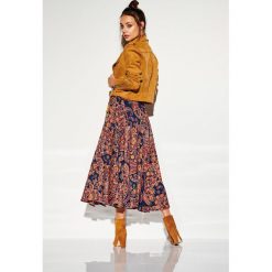 Spódnica MIDI w modne wzory L312 druk 2 _wielokolorowy. Spódniczki damskie Tagless, na jesień, s, bez wzorów, midi. Za 179,90 zł.