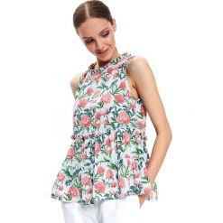 Bluzka z falbankami. Niebieskie bluzki damskie Top Secret, w kwiaty, eleganckie, ze stójką, bez rękawów. W wyprzedaży za 49,99 zł.