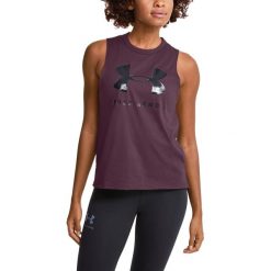 Under Armour Sportstyle Podkoszulek Fioletowy. Fioletowe podkoszulki damskie Under Armour, m, z nadrukiem, z bawełny, bez kołnierzyka. Za 119,95 zł.
