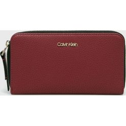 Calvin Klein - Portfel. Brązowe portfele damskie Calvin Klein, z materiału. Za 269,90 zł.