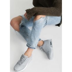 Szare Buty Sportowe Maximize. Szare buty sportowe damskie marki other, z materiału. Za 99,99 zł.