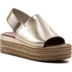 Espadryle INUOVO - 117014 Gold. Żółte espadryle damskie marki Inuovo, bez wzorów, ze skóry, bez obcasa. Za 429,00 zł.