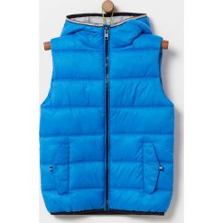 OVS - Bezrękawnik dziecięcy 104-140 cm. Niebieskie kurtki chłopięce OVS, bez wzorów, z poliesteru, z kapturem. Za 119,90 zł.