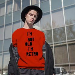 I'm not old Męska Bluza Raglan Czerwona. Czerwone bluzy męskie Pakamera, z nadrukiem, bez rękawów, bez kaptura. Za 129,00 zł.