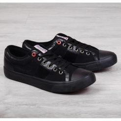 Tenisówki męskie tekstylne czarne Cross Jeans FF1R4019C. Czarne trampki męskie Cross Jeans, bez wzorów, z jeansu, bez zapięcia. Za 75,00 zł.