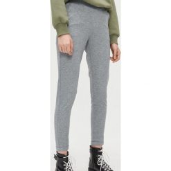 Spodnie chino slim - Jasny szary. Szare spodnie damskie Cropp, s. Za 59,99 zł.