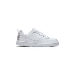 Buty Nike 839985 Boys' Court Borough Low (GS) Shoe. Białe trampki i tenisówki damskie Nike, bez wzorów, bez zapięcia. Za 210,88 zł.
