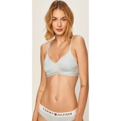 Tommy Hilfiger - Biustonosz. Niebieskie biustonosze sportowe damskie TOMMY HILFIGER, s, bez wzorów, z elastanu. Za 179,90 zł.