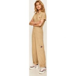 Tommy Jeans - Kombinezon. Kombinezony damskie Tommy Jeans, na co dzień, s, bez wzorów, z bawełny, casualowe, bez kołnierzyka, z długim rękawem, długie. Za 699,90 zł.