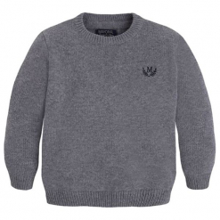 Sweter w kolorze szarym. Szare swetry chłopięce marki Mayoral, z okrągłym kołnierzem. W wyprzedaży za 72,95 zł.