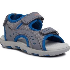 Sandały GEOX - J S.Pianeta B J0264B 0CEFU C0069 M Grey/Royal. Szare sandały chłopięce Geox, z materiału. Za 179,00 zł.