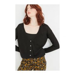 Sweter damski. Swetry damskie Promod, uniwersalny, bez wzorów, z tkaniny, z długim rękawem, długie, bez kaptura. Za 69,50 zł.