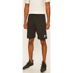 Under Armour - Szorty. Czarne spodenki sportowe męskie s, z nadrukiem, z elastanu, sportowe. Za 129,90 zł.