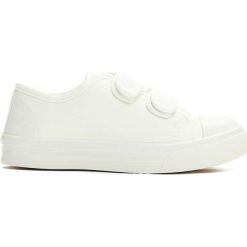 Buty sportowe chłopięce: Białe Trampki Striking