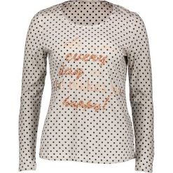 Koszulka w kolorze kremowym. Białe t-shirty damskie Taifun, z nadrukiem, z okrągłym kołnierzem, z długim rękawem. W wyprzedaży za 86,95 zł.