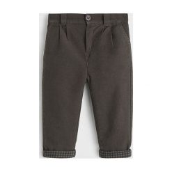 Mango Kids - Spodnie dziecięce Suso 80-104 cm. Zielone spodnie chłopięce Mango Kids, bez wzorów, z bawełny, casualowe. W wyprzedaży za 49,90 zł.