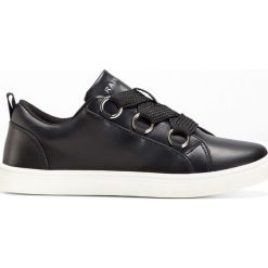 Sneakersy bonprix czarny. Czarne sneakersy damskie bonprix. Za 37,99 zł.