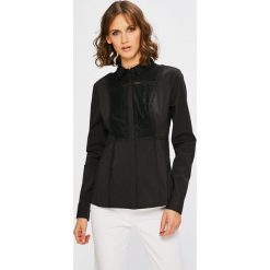 Guess Jeans - Koszula. Czarne bluzki damskie marki Guess Jeans, s, z aplikacjami, z elastanu, casualowe, z długim rękawem. W wyprzedaży za 299,90 zł.