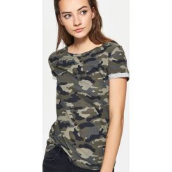 Koszulka moro - Khaki. Brązowe t-shirty damskie marki Cropp, m, moro. Za 29,99 zł.