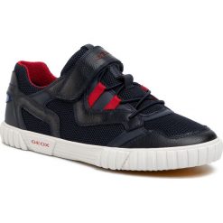 Sneakersy GEOX - J Kilwi B. D J02A7D 014BU C0735 S Navy/Red. Niebieskie trampki chłopięce Geox, bez wzorów, ze skóry ekologicznej, na rzepy. W wyprzedaży za 249,00 zł.