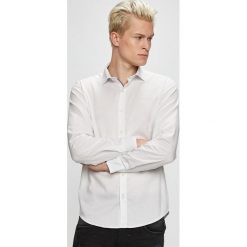 S. Oliver - Koszula. Białe koszule męskie S.Oliver, s, bez wzorów, z bawełny, casualowe, z włoskim kołnierzykiem, z długim rękawem. W wyprzedaży za 69,90 zł.