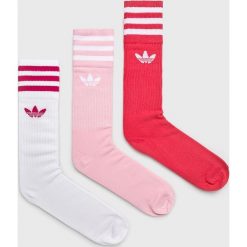 Adidas Originals - Skarpety (3-pack). Różowe skarpetki męskie marki adidas Originals, z elastanu. Za 59,90 zł.