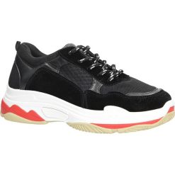 Czarne buty sportowe na koturnie casu 7-k546a. Czarne koturny damskie Casu, bez obcasa, na koturnie, bez zapięcia. Za 109,99 zł.