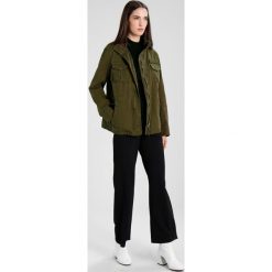 Kurtki damskie: Schott NYC LANE Kurtka wiosenna khaki
