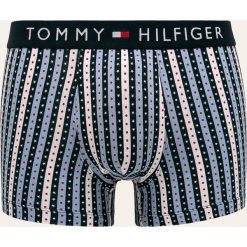 Tommy Hilfiger - Bokserki. Niebieskie bokserki męskie TOMMY HILFIGER, s, bez wzorów, z elastanu. W wyprzedaży za 79,90 zł.