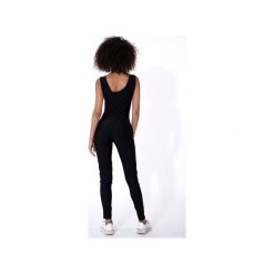 JUMPSUIT WITH SILVER TIE. Czarne kombinezony damskie Mar.ska, s, w paski, bez kołnierzyka, bez rękawów. Za 190,00 zł.