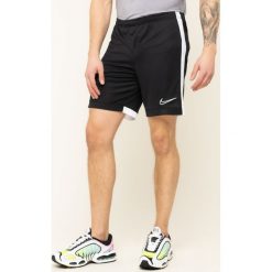 Szorty sportowe NIKE Dry Academy AJ9994. Czarne spodnie męskie Nike, xs, bez wzorów, z poliesteru, sportowe. Za 79,00 zł.